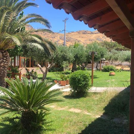 Gregory'S Village بلاتي المظهر الخارجي الصورة