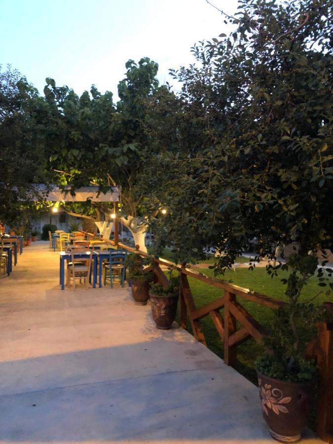 Gregory'S Village بلاتي المظهر الخارجي الصورة