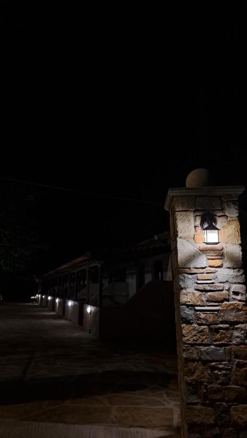 Gregory'S Village بلاتي المظهر الخارجي الصورة